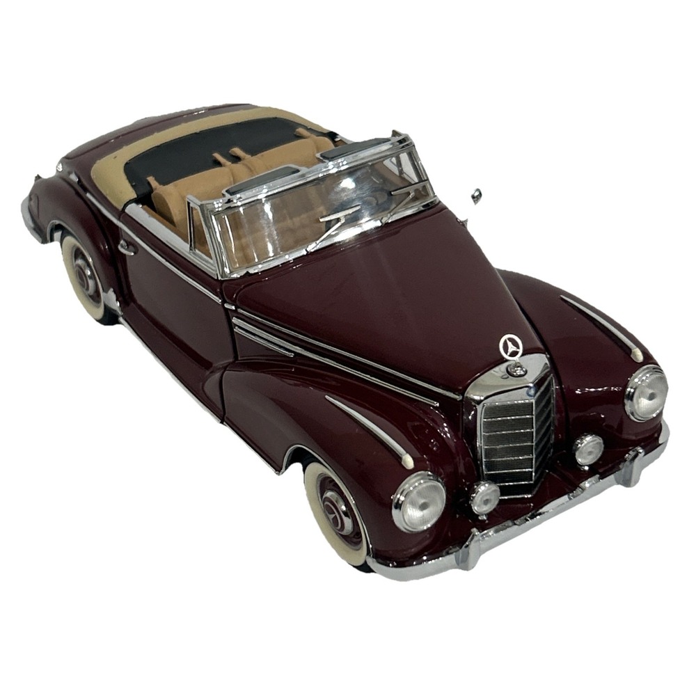 1957 Mercedes-Benz 300 SC Franklin Mint 1:24 Diecast Car Maroon w/ Box &Papers